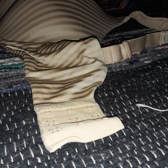 Playtex Full Coverage Bra - Picture 2 of 4